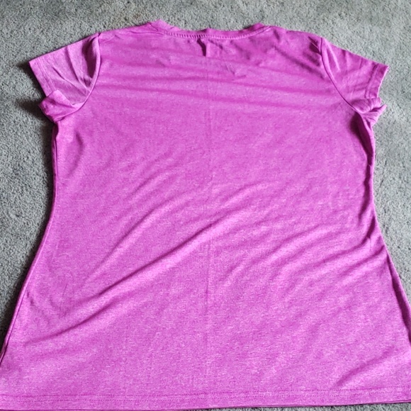EUC Champion Sz M fuschia shirt - Picture 5 of 6